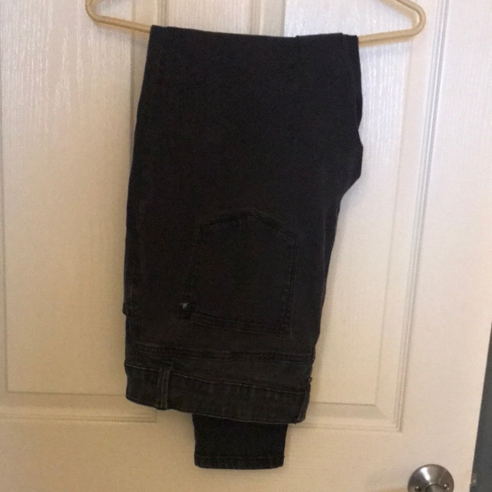 Black Skinny Jeans Classic Style